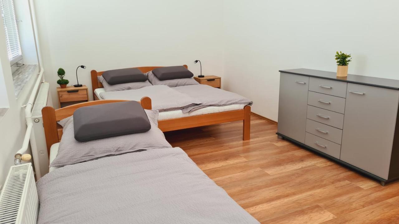 Heder Apartmanok บาลาตอนเฟนีแวช ภายนอก รูปภาพ